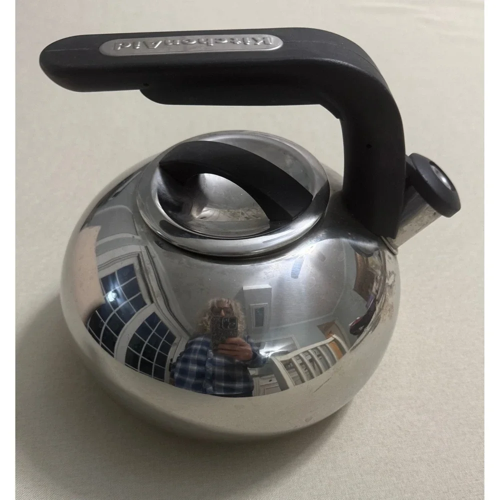 KitchenAid Stainless Steel Whistling Kettle 2 Quart 1.9L Black Handle‎
